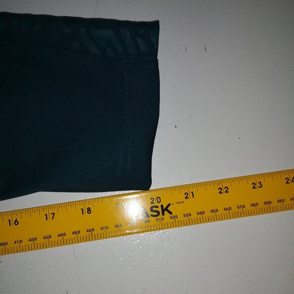 Adidas Aeroready Ladies Teal Color Capri Length Workout Leggings - Picture 7 of 7